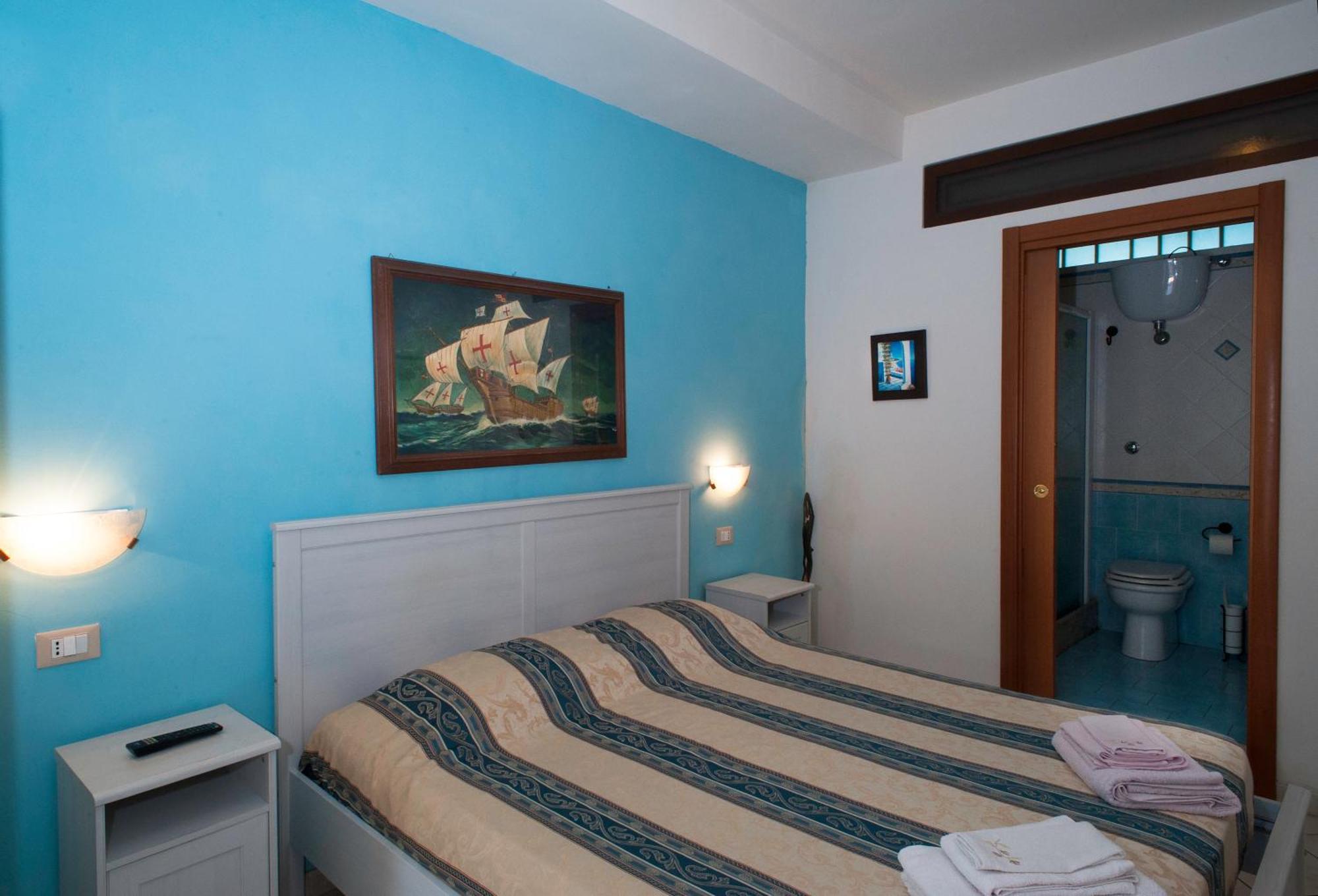 B&B La Nave Νάπολη Δωμάτιο φωτογραφία